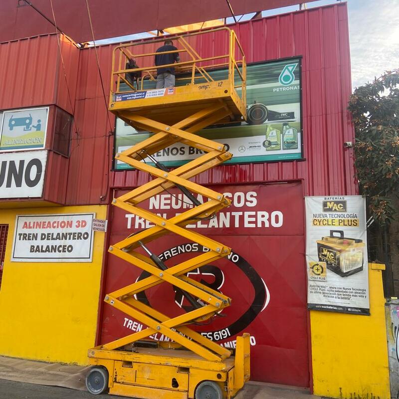 Remodelación Fachada, Frenos Bruno